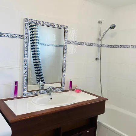 Maison Du Lac, Golf Et Ocean A 100m 圣让-德蒙