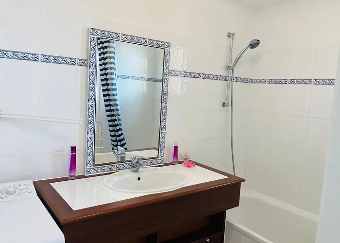 Maison Du Lac, Golf Et Ocean A 100m 생장드몽