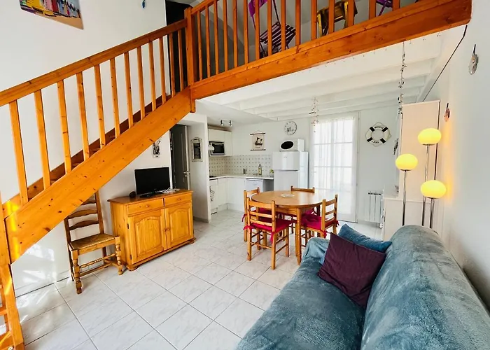 Maison Du Lac, Golf Et Ocean A 100m 펜션